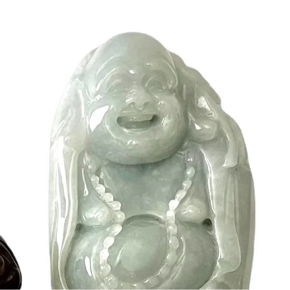 🇭🇰 HONG KONG HAND CARVED JADE BUDDHA FROM SINGLE STONE & WOODEN STAND - Picture 5 of 8